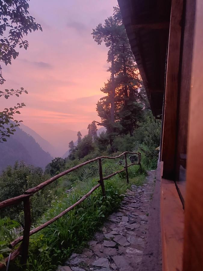 Parvatis Lap Luxury Hostel & Camps Kasol Exterior foto
